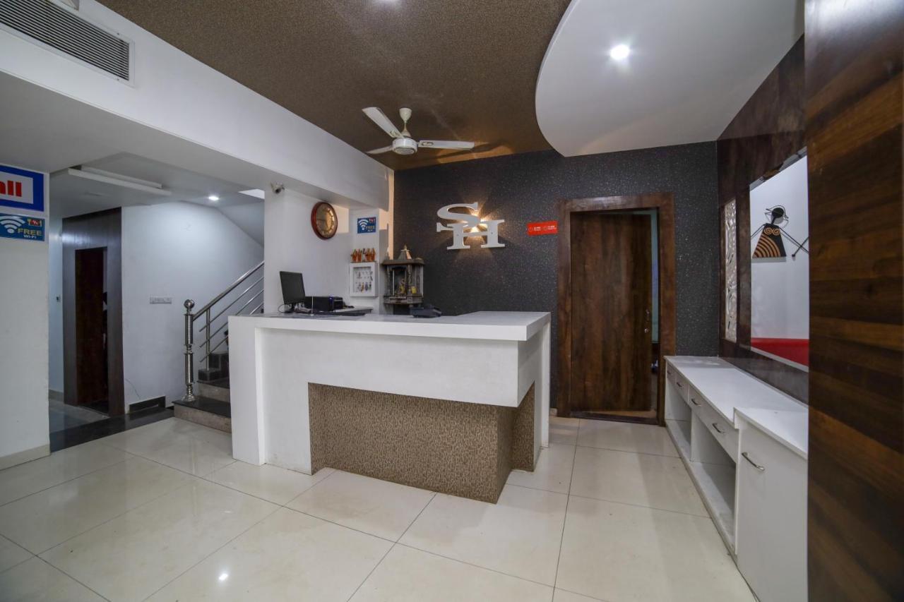 Capital O41969 Sahyog Hotel Khamtalai Екстериор снимка