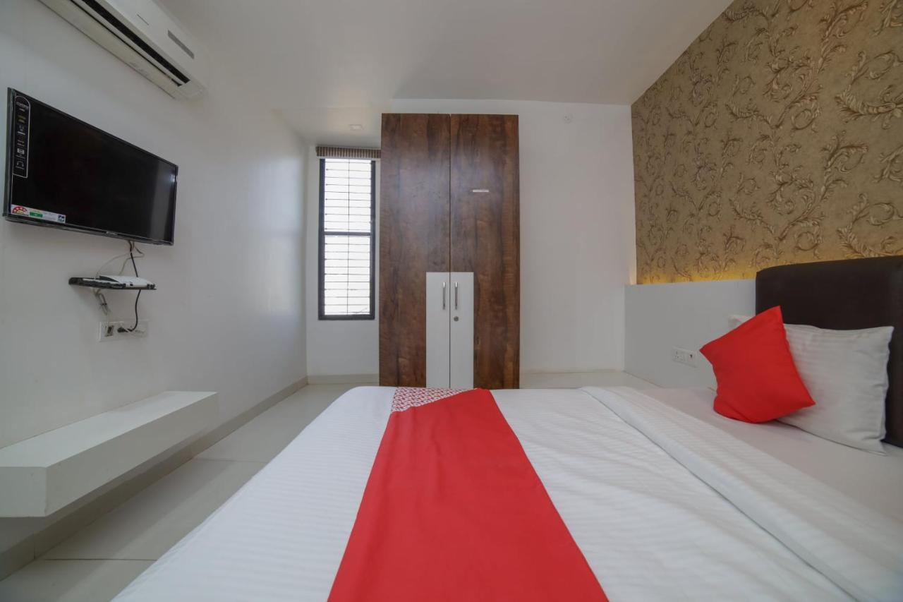 Capital O41969 Sahyog Hotel Khamtalai Екстериор снимка